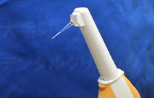歯周病の治療に使用する最新機器